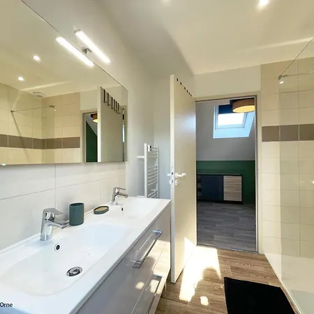 Casa de Férias Grand Lumineux Au Coeur Du Perche, Adapte Pmr - Fr-1-497-240 Val-au-Perche